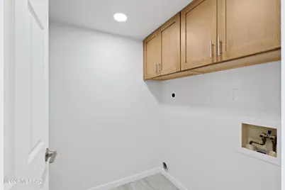 9056 E Calle Norlo, Tucson, AZ 85710 - Photo 21
