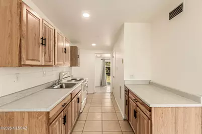 4973 S Highland Drive, Tucson, AZ 85706 - Photo 11