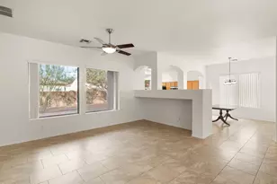 9337 N Indian Summer Dr, Tucson, AZ 85743 - Photo 7