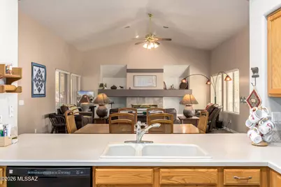 2262 N Woods Place, Tucson, AZ 85749 - Photo 17