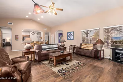 2262 N Woods Place, Tucson, AZ 85749 - Photo 9