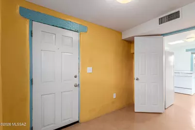 906 N Columbia Avenue, Tucson, AZ 85745 - Photo 11