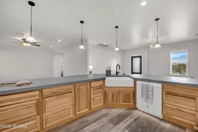 31847 E Hedgehog Trail, Marana, AZ 85658 - Photo 11