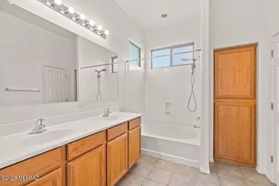2221 N Avenida Tabica, Green Valley, AZ 85614 - Photo 15