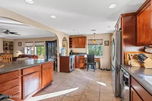 2205 E Hampton St, Tucson, AZ 85719 - Photo 13