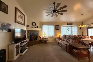 1684 S Tenen Pass Dr, Benson, AZ 85602 - Photo 7