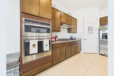 12775 E Prairie Aster Lane, Tucson, AZ 85747 - Photo 9