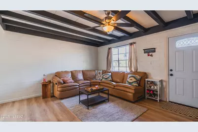 2226 E Warwick Vista, Tucson, AZ 85713 - Photo 3