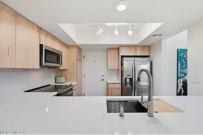 1422 S Desert Vista Drive, Tucson, AZ 85748 - Photo 17