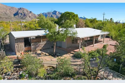 610 E Cambridge Drive, Tucson, AZ 85704 - Photo 9