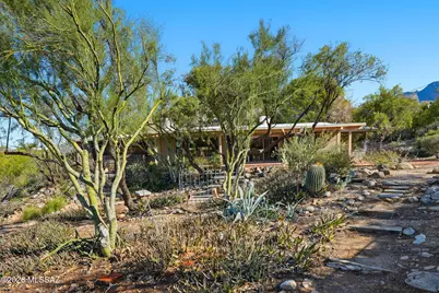 610 E Cambridge Drive, Tucson, AZ 85704 - Photo 17