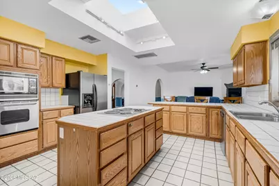 7301 N Sonya Way, Tucson, AZ 85704 - Photo 15