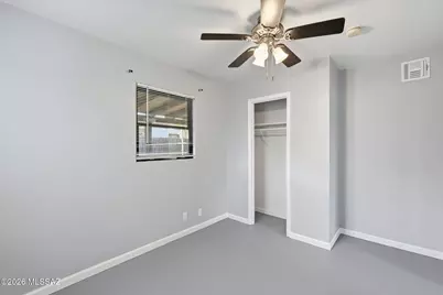 121 W Birdman Drive, Tucson, AZ 85705 - Photo 13