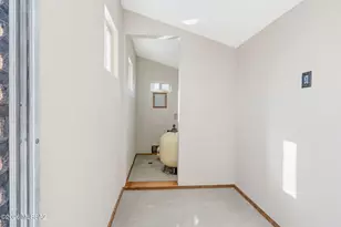 7433 E Kenyon Dr, Tucson, AZ 85710 - Photo 45