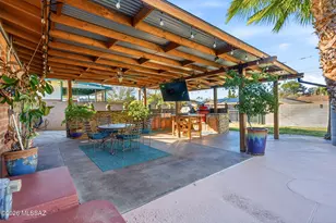 7433 E Kenyon Dr, Tucson, AZ 85710 - Photo 5