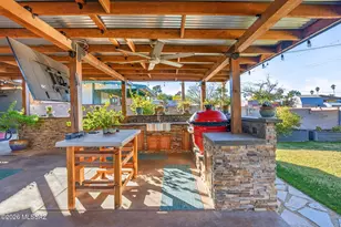 7433 E Kenyon Dr, Tucson, AZ 85710 - Photo 11