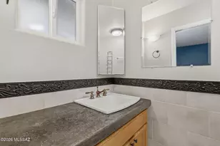 7433 E Kenyon Dr, Tucson, AZ 85710 - Photo 37