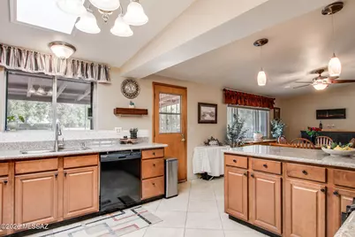 8521 E Appomattox Street, Tucson, AZ 85710 - Photo 7