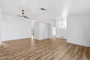 2821 W Darley Woods Dr, Tucson, AZ 85742 - Photo 5