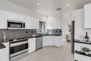6082 N Running Deer Cir, Tucson, AZ 85750 - Photo 13