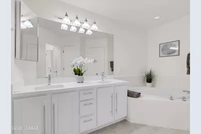 6082 N Running Deer Circle, Tucson, AZ 85750 - Photo 23