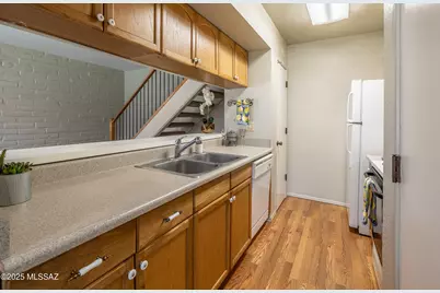 6656 E Calle La Paz #C, Tucson, AZ 85715 - Photo 13