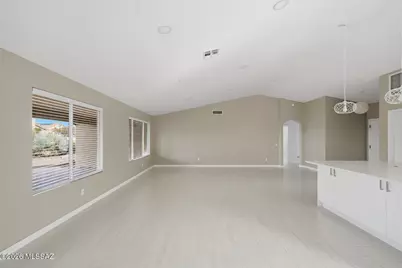 36892 S Golf Course Drive, Tucson, AZ 85739 - Photo 9