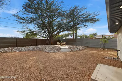 2208 E 19th Street, Tucson, AZ 85719 - Photo 25