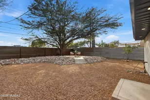 2208 E 19th St, Tucson, AZ 85719 - Photo 25