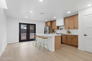 2208 E 19th St, Tucson, AZ 85719 - Photo 7