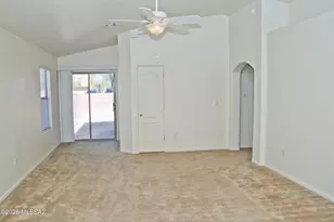 8876 N Misty Brook Dr, Tucson, AZ 85743 - Photo 17