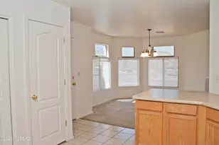 8876 N Misty Brook Dr, Tucson, AZ 85743 - Photo 7
