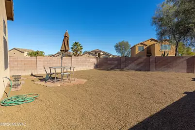 8876 N Misty Brook Drive, Tucson, AZ 85743 - Photo 3