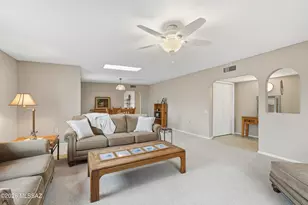 919 W Camino Guarina, Green Valley, AZ 85614 - Photo 7