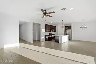 4722 E Julian Wash Dr, Tucson, AZ 85706 - Photo 3