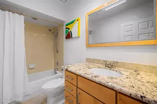 7402 E Wandering Rd, Tucson, AZ 85750 - Photo 17