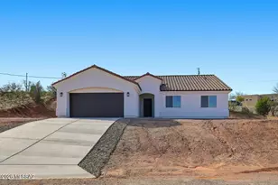 97 Circulo Penjamo, Rio Rico, AZ 85648 - Photo 1