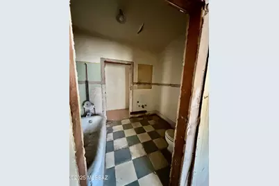 724 N 2nd Avenue, Tucson, AZ 85705 - Photo 9