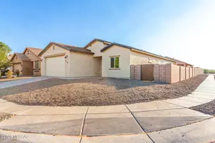 6650 S Cut Bow Dr, Tucson, AZ 85757 - Photo 3