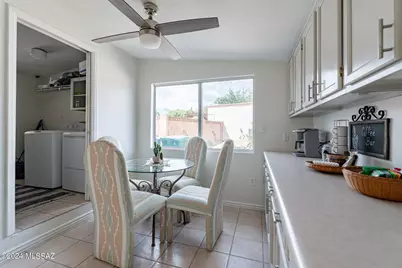 7672 E Sabino Vista Drive, Tucson, AZ 85750 - Photo 11
