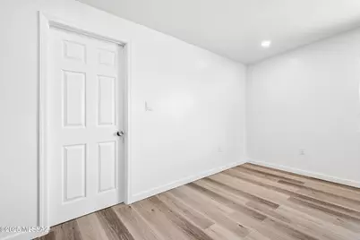 118 E Susana Street, Tucson, AZ 85756 - Photo 13