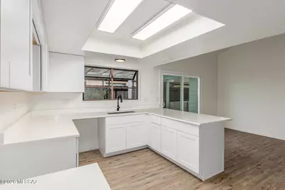 4730 N Laird Way, Tucson, AZ 85705 - Photo 7