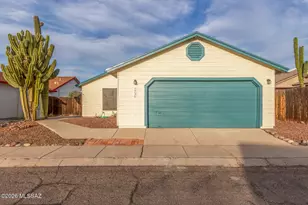 4730 N Laird Way, Tucson, AZ 85705 - Photo 1