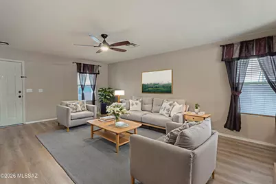 166 E Oracle Oak Street, Sahuarita, AZ 85629 - Photo 5