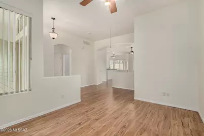 1232 S Desert Vista Drive, Tucson, AZ 85748 - Photo 11