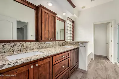 1232 S Desert Vista Drive, Tucson, AZ 85748 - Photo 23