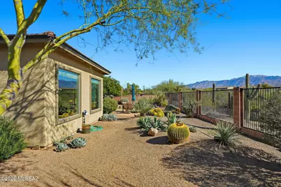 11744 N Mesquite Hollow Drive, Oro Valley, AZ 85737 - Photo 39