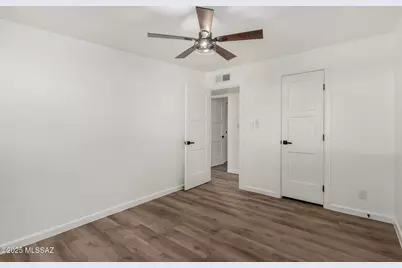 4020 E 27th Street, Tucson, AZ 85711 - Photo 15