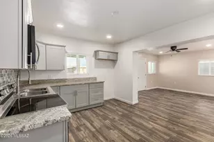 411 W 35th St, Tucson, AZ 85713 - Photo 7