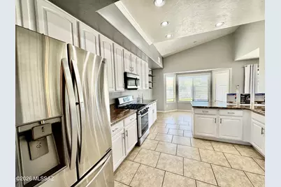 12768 N Lantern Way, Oro Valley, AZ 85755 - Photo 7